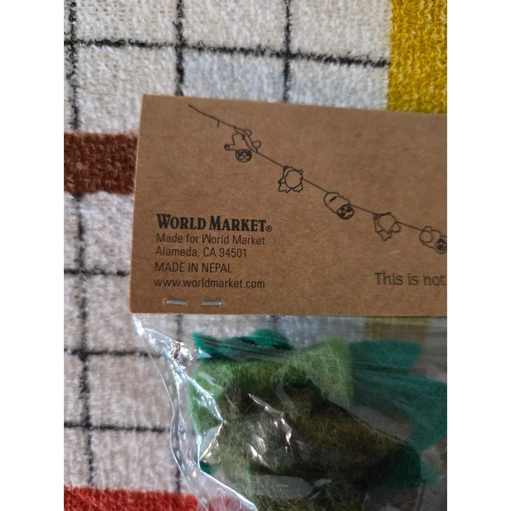 World Market Artisan Gifts Sloth Garland Felt Wool Nepal 66in Long New